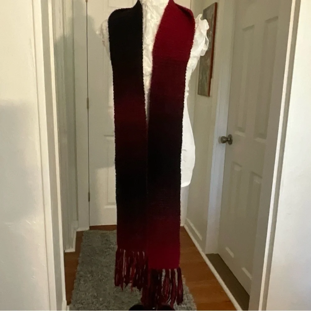 N/A deep red
